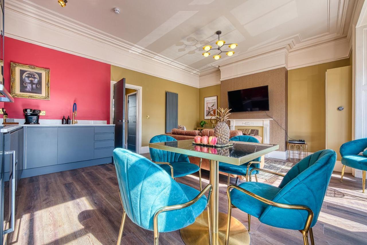 Casa Del Artista - Luxury Apartments, Уитби Экстерьер фото